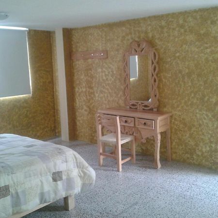Hotel Tolotzin Toluca Ruang foto