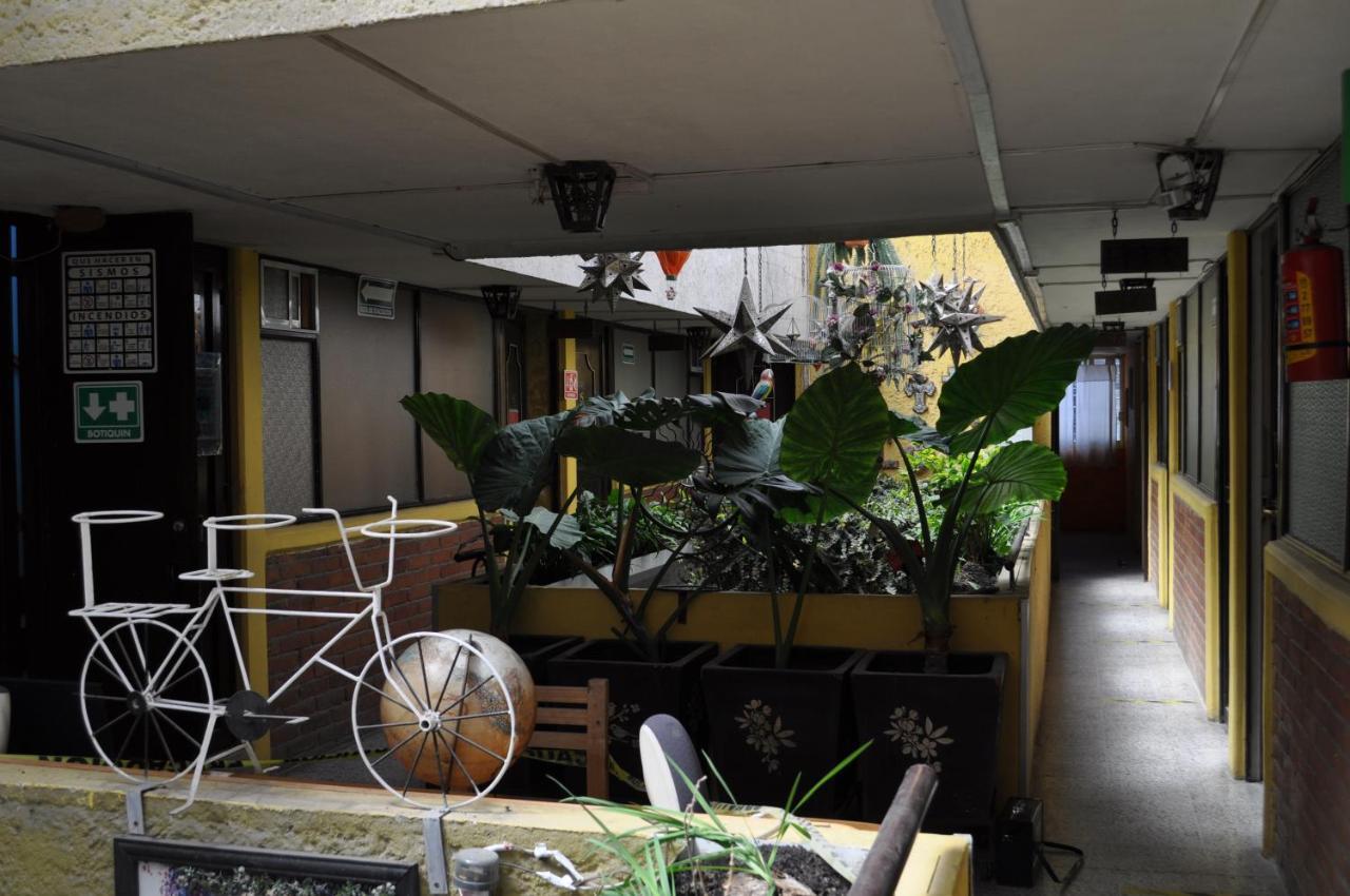 Hotel Tolotzin Toluca Bagian luar foto